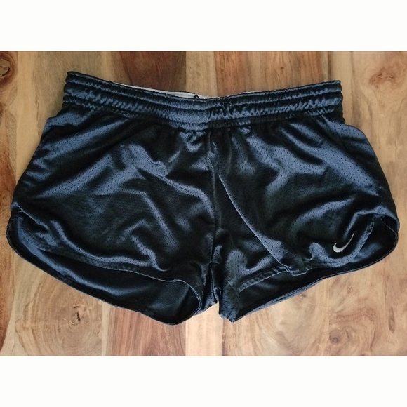 women's mesh shorts nike
